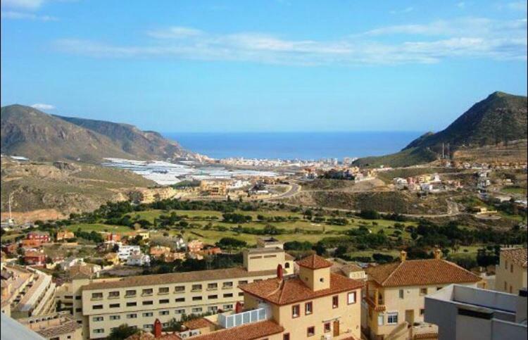 Apartamentos Deluxe Roquetas De Mar Con Golf Y Piscina Climatizada, Parking Privado Vícar Exteriér fotografie